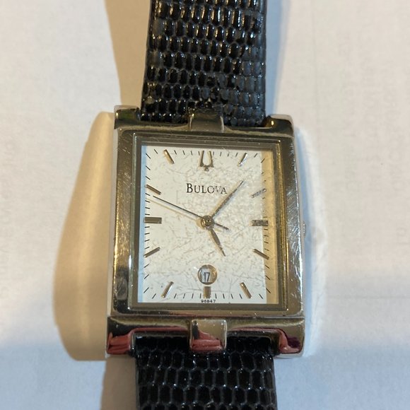 Vintage Bulova leather band quartz tank wristwatch, new battery